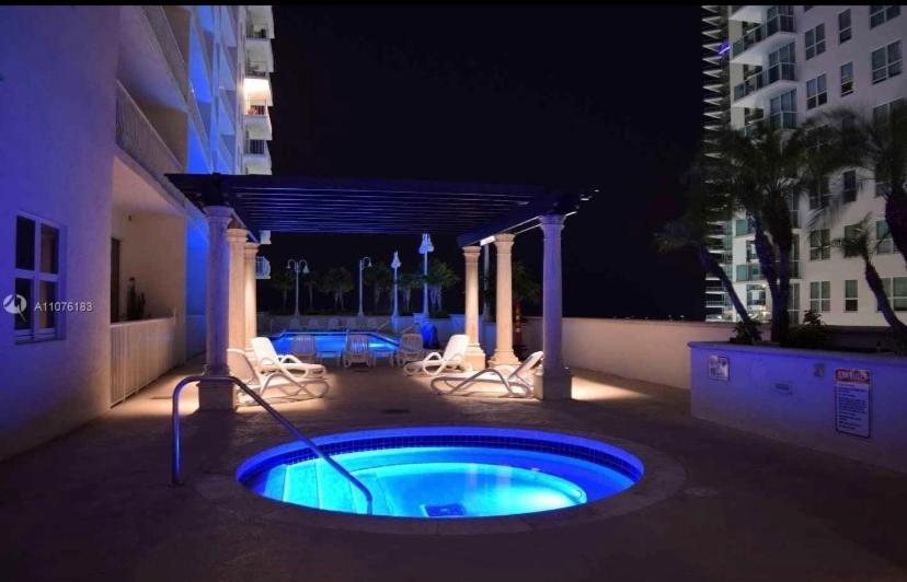 Brickell Apartments With Oceanview Miami Exterior photo